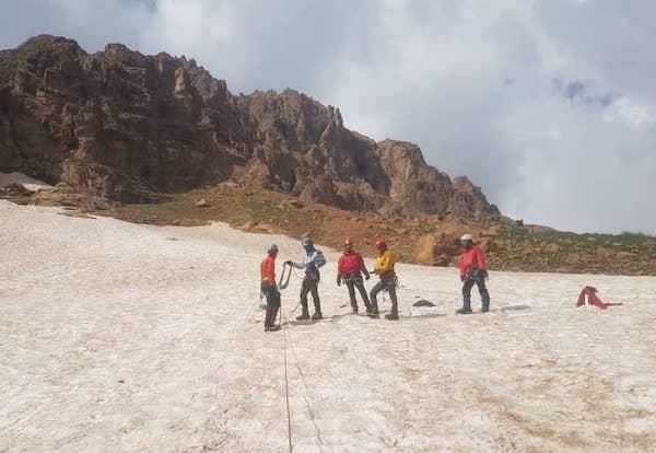 موفقیت کوهنوردان خارگی در دوره برف و یخ پیشرفته