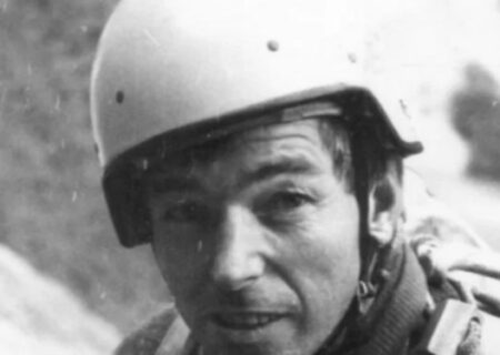 کوهنورد و سنگنورد مشهور بریتانیایی در ۸۹ سالکی درگذشت