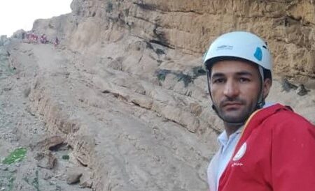 کوهنوردان بویر احمدی از کادر پزشکی حمایت کردند