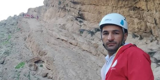 کوهنوردان بویر احمدی از کادر پزشکی حمایت کردند