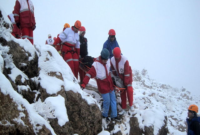 صعودهای زمستانه و تهدید کوهستان