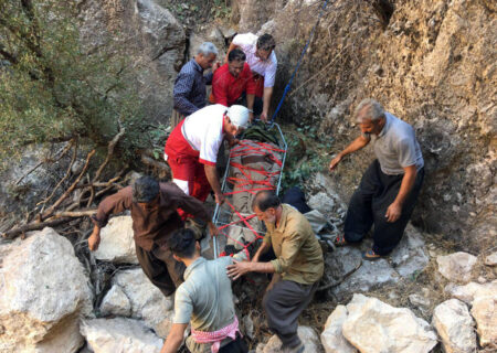 نجات جان ۲کوهنورد از ارتفاعات سفیدکوه خرم آباد