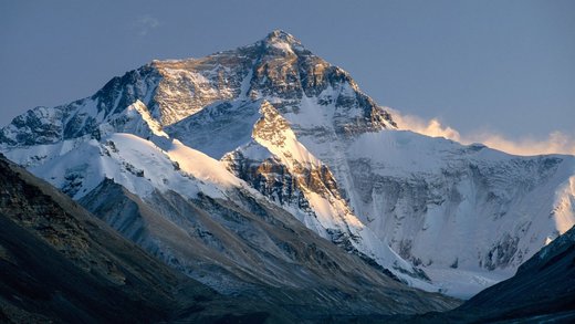 کوهنورد صعود کننده هندی اورست قلابی از آب درآمد