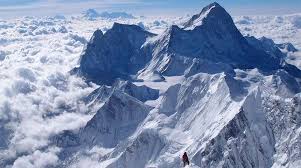 کشوری که اولین صعود پساکرونایی به بام دنیا را بنام خود ثبت کرد