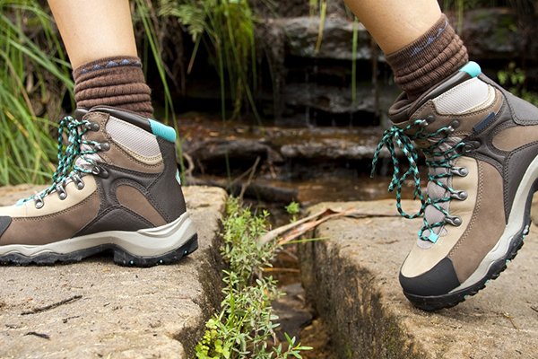انتخاب نکردن سایز مناسب کفش کوهنوردی چه مضراتی دارد؟