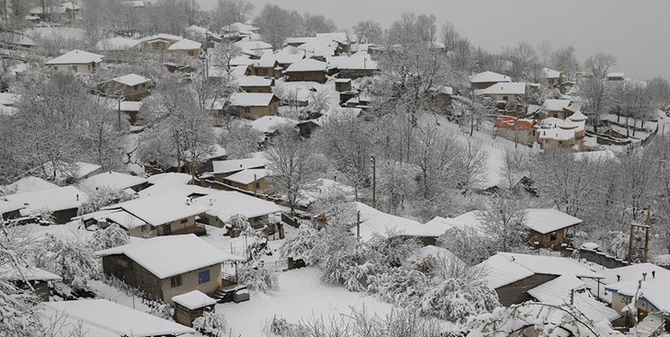 برف و باران در راه آذربایجان غربی/دمای هوا کاهش می یابد