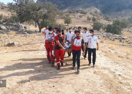 نجات جان مرد گرفتار شده در ارتفاعات شلالدان