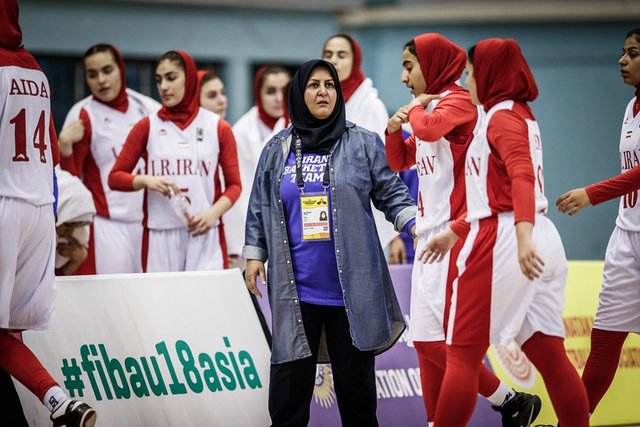 سرمربی تیم بسکتبال زنان قزوین: فشردگی لیگ به دختران بسکتبال آسیب می‌زند