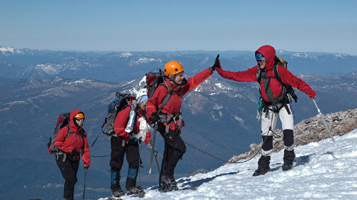 کوهنوردی نوین برپایه تعریف اتحادیه جهانی کوهنوردی