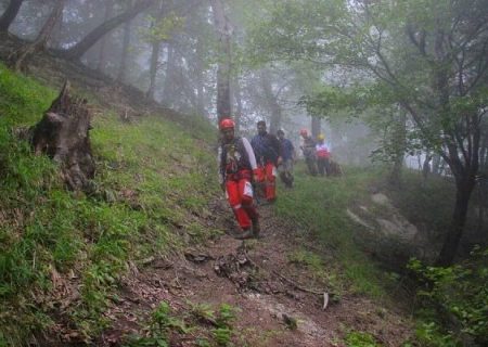 نجات ۱۵ گمشده در ارتفاعات گیلان طی شبانه روز گذشته