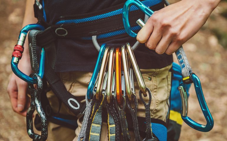 چگونه در یک ماجرای طولانی کوهنوردی احساس امنیت بیشتر کنیم