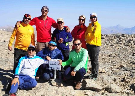 گزارش صعود به قله ۴۰۴۰ متری شاهان کوه بلندترین قله استان اصفهان