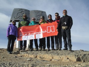 گزارش صعود به قله شیرکوه به ارتفاع ۴۰۷۵ متر