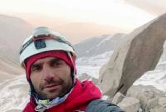 کوهنورد مشکین شهری به قله علم کوه صعود کرد/آمادگی برای صعود به هیمالیا