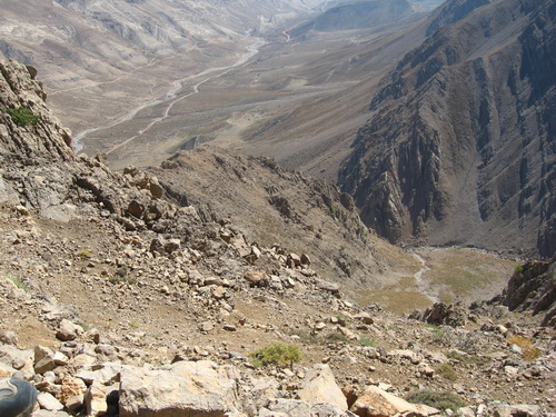 صعود به قله ۳۷۱۰متری کینو – اندیکا  تیم کوهنوردی شرکت فولاد خوزستان