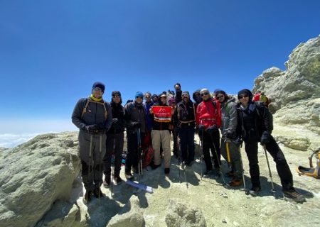 گزارش صعود قله دماوند از مسیر شمالی ۱۷ و ۱۸ مرداد ۱۳۹۹