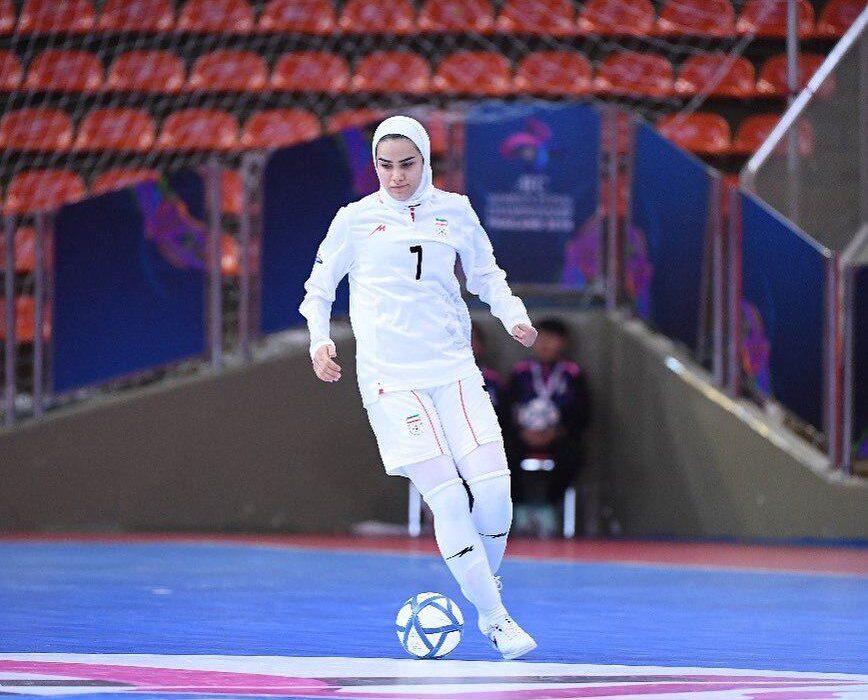 کریمی: همه برای پرسپولیس انرژی مثبت بفرستند/منتظر جشن قهرمانی هستیم