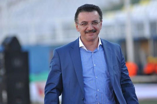 زنوزی چه بر سر تراکتور آورد؟