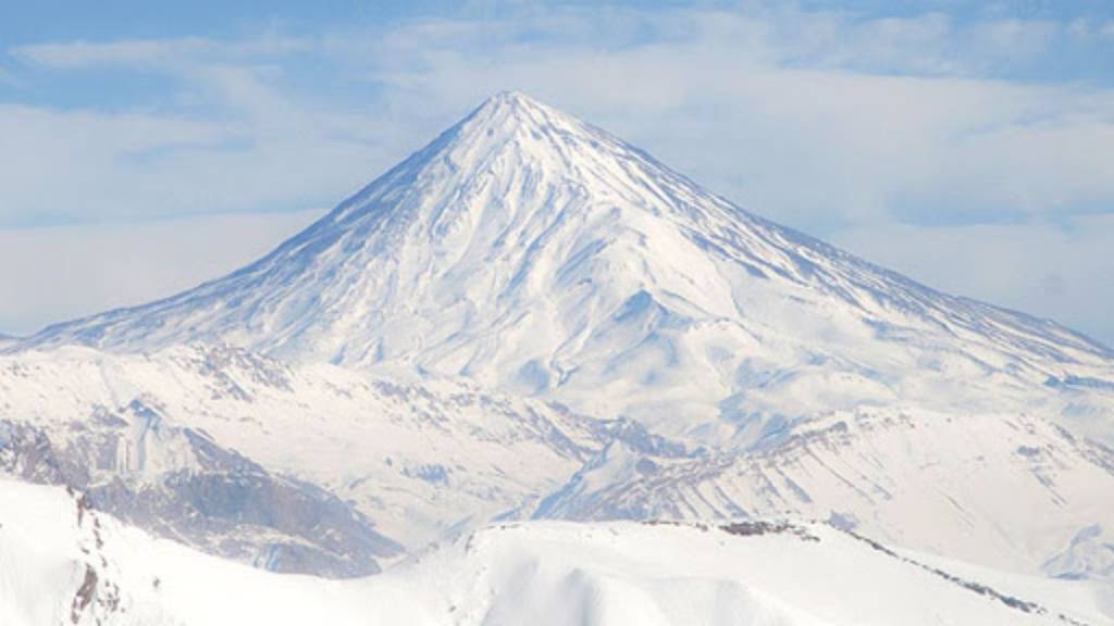 گزارش جستجوی کوهنورد مفقودی اصفهانی در قله دماوند