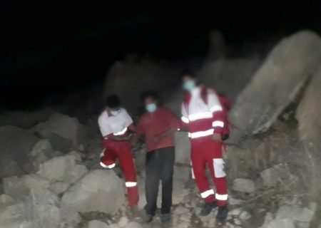 نجات مرد ۳۵ ساله در ارتفاعات کوه «چرمین» سیروان