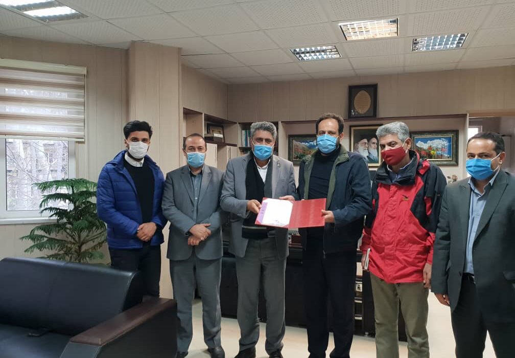 دیدار اعضای هیئت کوهنوردی استان اصفهان با فرماندار