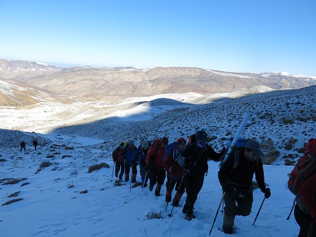 گزارش برنامه صعود قله گاوکشان ـ ۱۳۹۳٫۰۹٫۲۱