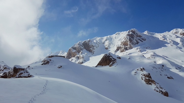 گزارش برنامه صعود به قله پراو