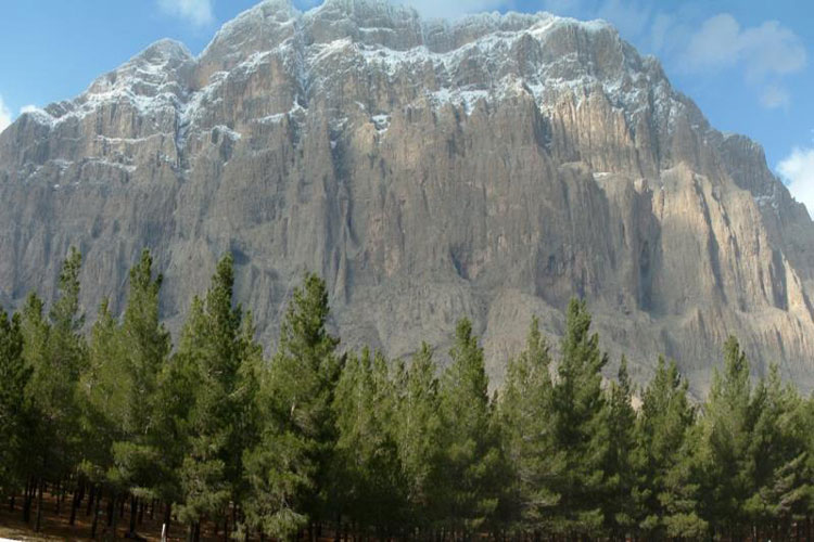 گزارش صعود قله پراو- بلندترين قله استان کرمانشاه