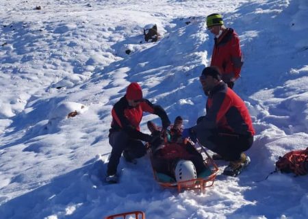 برگزاری دوره آموزشی بازآموزی امداد و نجات کوهستان در استان آذربایجان شرقی