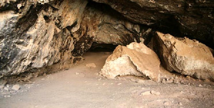 عملیات تیم تخصصی هلال‌احمر در غار بابااحمد چالدران/ یکی از اجساد ۳ گم‌شده رهاسازی شد