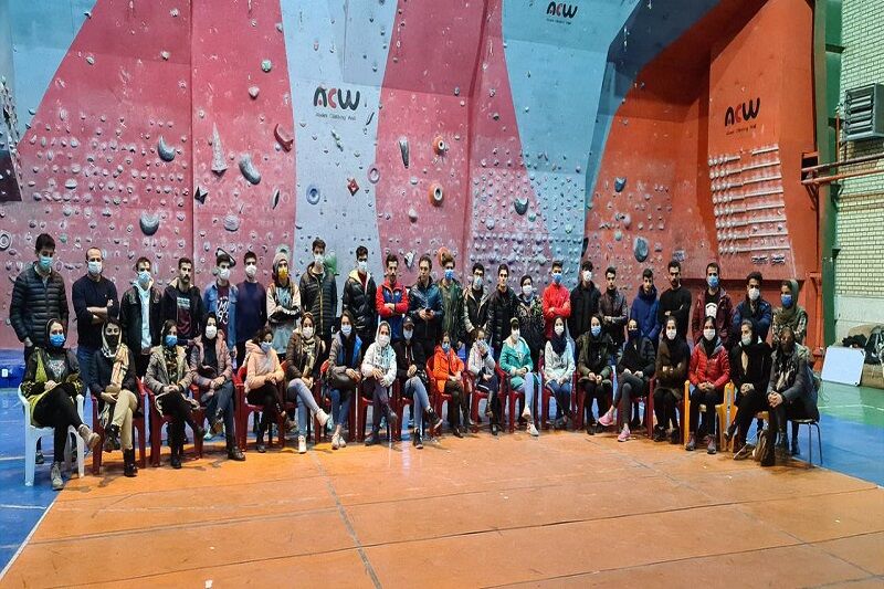 کارآموزی داوری صعودهای ورزشی شمال‌غرب کشور در مهاباد برگزار شد