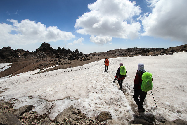 تعطیلی قرارگاه های کوهستانی فدراسیون کوهنوردی در منطقه “کلاردشت” به دلیل شیوع کرونا