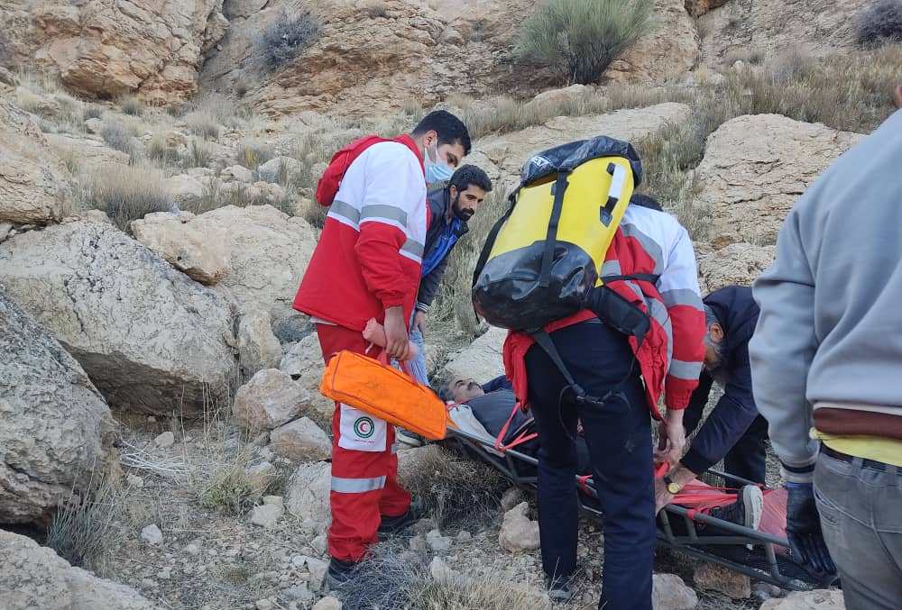 نجات کوهنورد گرفتار شده در ارتفاعات خراسان شمالی