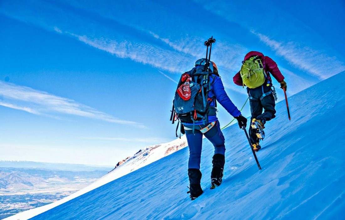 کوهنورد را چه چیزی کوهنورد میکند؟