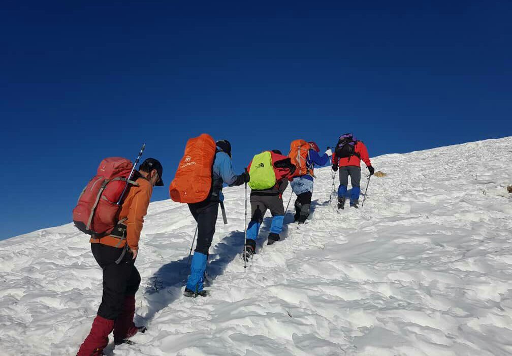 گزارش صعود به قله منار