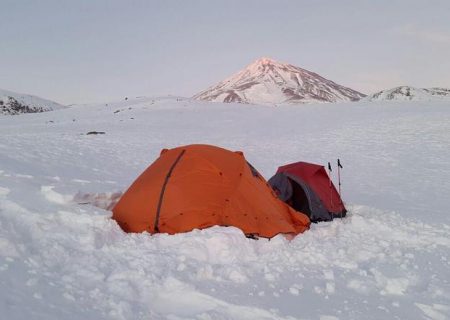 گزارش برنامه اولین صعود زمستانی جبهه غربی دماوند سال۱۳۶۲-به قلم زنده یاد ابراهیم شیخی