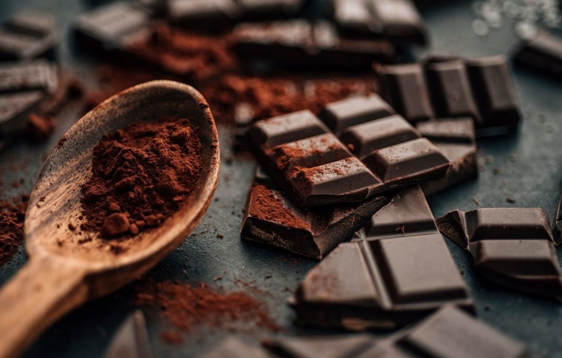 مصرف شکلات تلخ  وکاهش اکسیژن مصرفی در ورزشکاران با شکلات تلخ