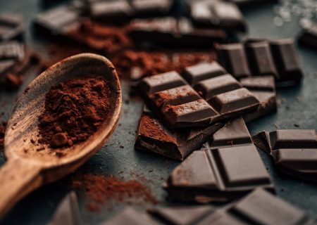 مصرف شکلات تلخ  وکاهش اکسیژن مصرفی در ورزشکاران با شکلات تلخ