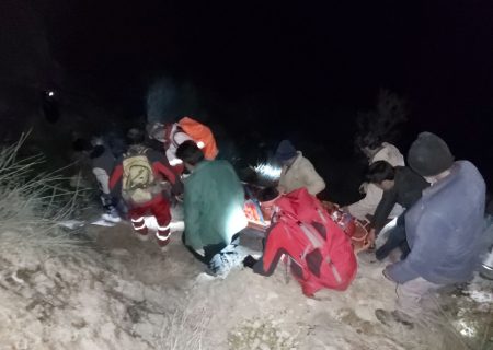 نجات‌ جان جوان ۳۳ ساله پس از سه روز مصدومیت در سرمای شدید در ارتفاعات کوه سرتل فیروزآباد فارس