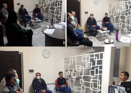 جلسه همکاری هلال احمر استان مرکزی و هیات کوهنوردی و صعودهای ورزشی