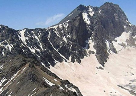 صعود زمستانه دیواره علم‌کوه توسط کوه‌نوردان شهرستان نيشابور