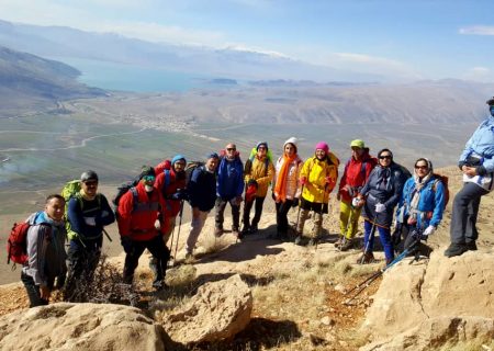 صعود کوهنوردان باشگاه شیراز جوان به کوه شاداب