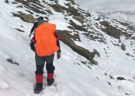 بررسی چالشها و موانع کوهنوردی بانوان