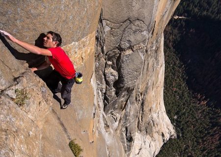 «فری سولوینگ» خطرناک ترین زیرشاخه صخره نوردی