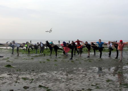 تمرین «گروه همگانی مسیر سبز» در ساحل بندرعباس