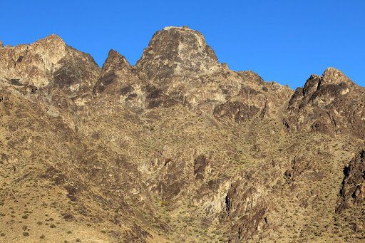 پایگاه اسماعیلیه در کوه‌های کرکس نطنز ثبت ملی شد