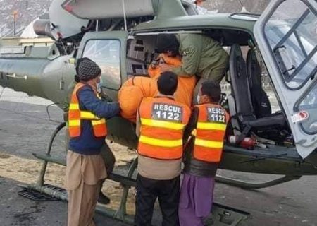 هلیکوپتر امداد به پرواز درآمد