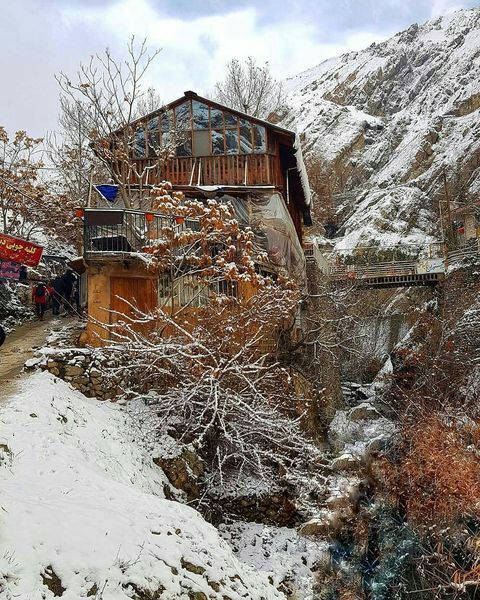چهره زمستانیِ درکه تهران