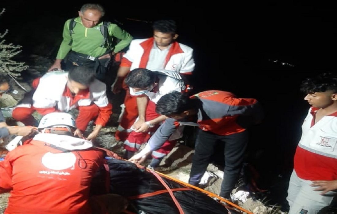 کوهنورد مصدوم در خاییز تنگستان نجات یافت