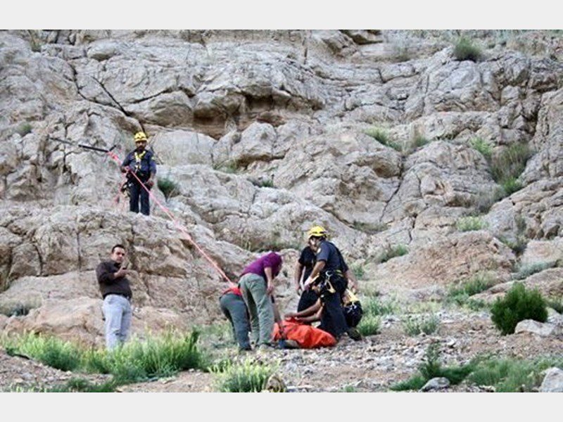 جان باختن کوهنورد ۵۵ ساله در کوه صفه اصفهان
